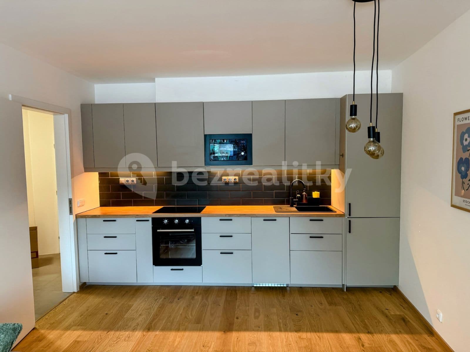Prenájom bytu 2-izbový 54 m², Kloboučnická, Praha, Praha Prenájom bytu 2-izbový 54 m², Kloboučnická, Praha, Praha