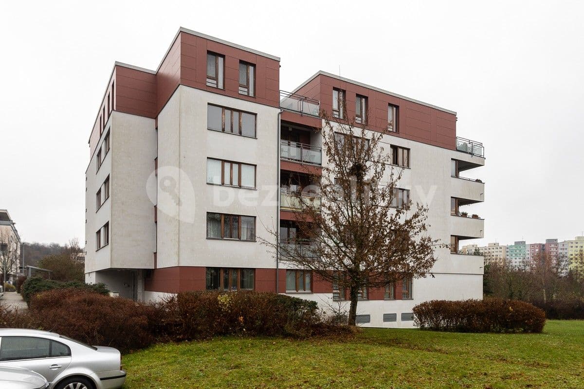 Prenájom bytu 2-izbový 54 m², Nová kolonie, Praha, Praha Prenájom bytu 2-izbový 54 m², Nová kolonie, Praha, Praha