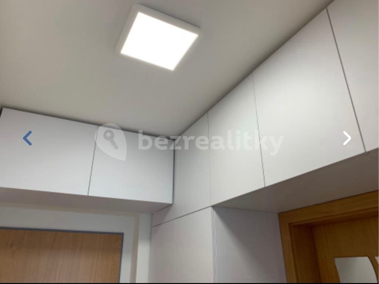 Prenájom bytu 1-izbový 33 m², Kestřanská, Praha, Praha Prenájom bytu 1-izbový 33 m², Kestřanská, Praha, Praha