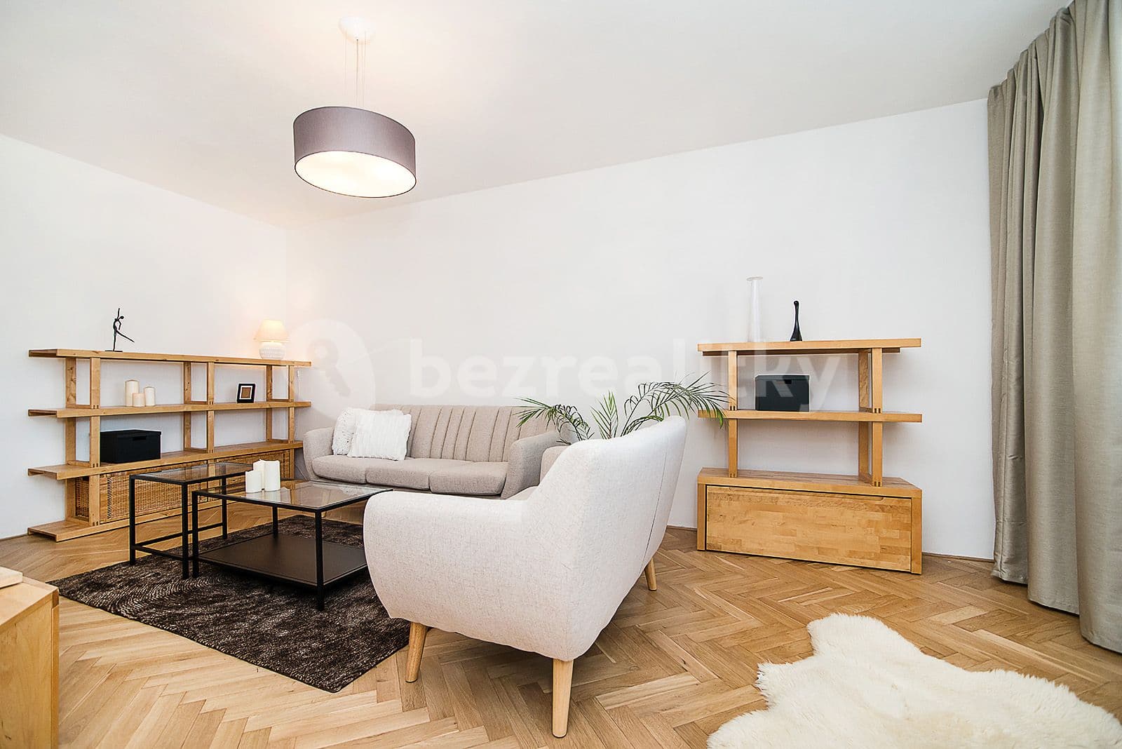 Prenájom bytu 2-izbový 70 m², Hokejová, Praha, Praha Prenájom bytu 2-izbový 70 m², Hokejová, Praha, Praha
