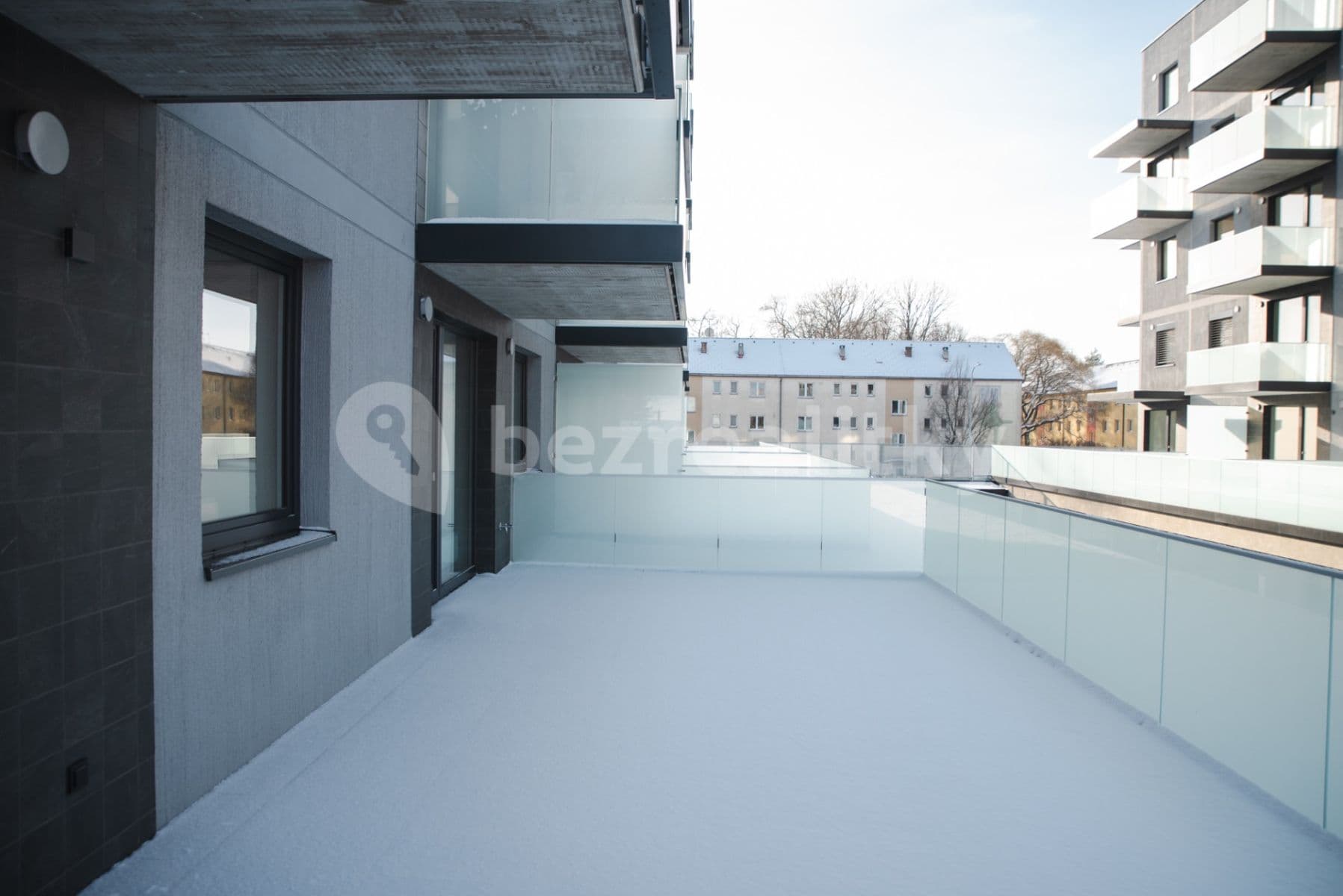 Prenájom bytu 3-izbový 78 m², Čakovická, Praha, Praha Prenájom bytu 3-izbový 78 m², Čakovická, Praha, Praha
