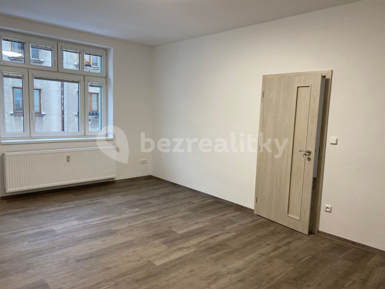 Prenájom bytu 2-izbový 90 m², U Strže, Praha, Praha Prenájom bytu 2-izbový 90 m², U Strže, Praha, Praha