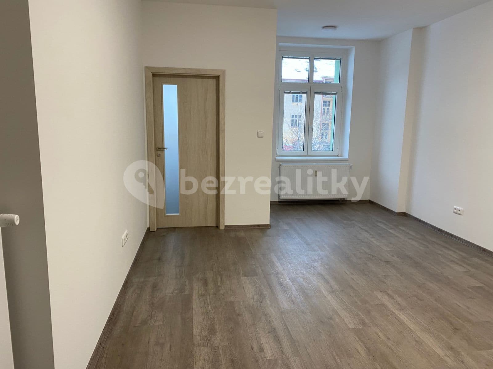 Prenájom bytu 2-izbový 90 m², U Strže, Praha, Praha Prenájom bytu 2-izbový 90 m², U Strže, Praha, Praha