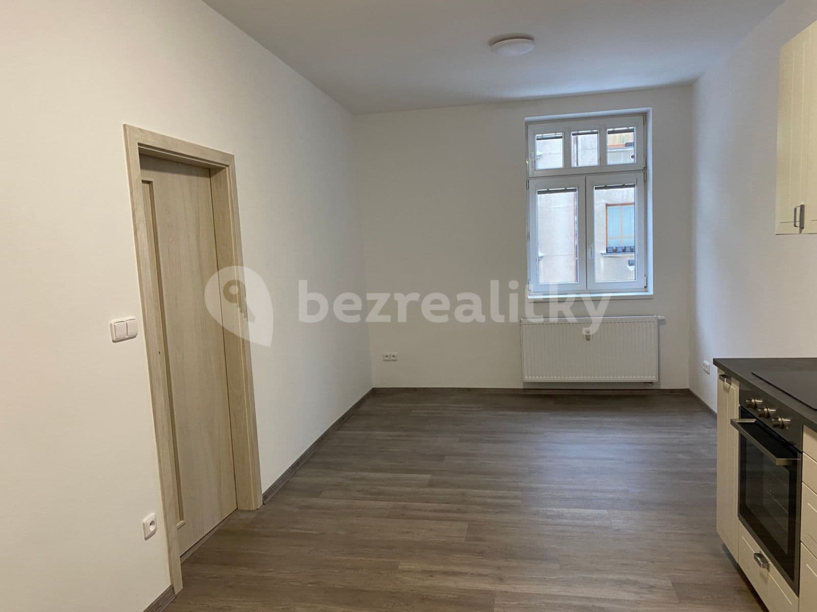 Prenájom bytu 2-izbový 90 m², U Strže, Praha, Praha Prenájom bytu 2-izbový 90 m², U Strže, Praha, Praha