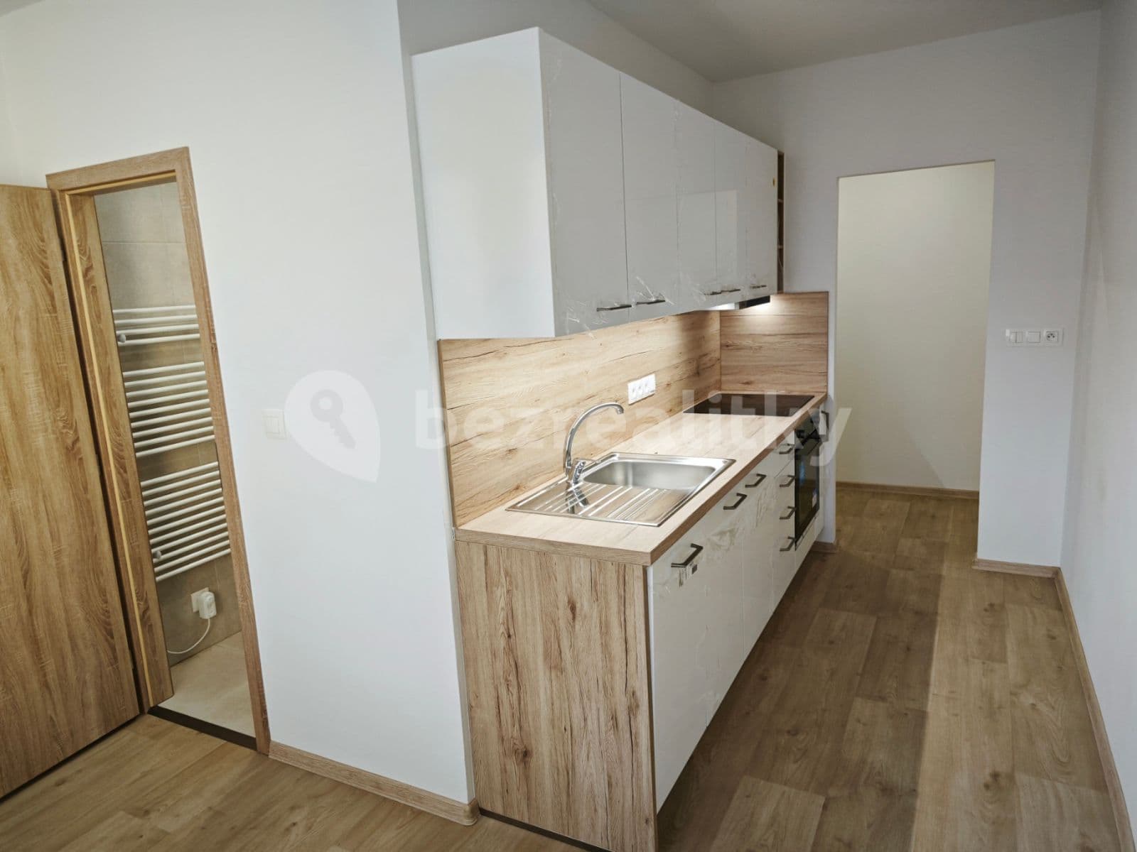 Prenájom bytu 1-izbový 38 m², Laštůvkova, Brno, Jihomoravský kraj Prenájom bytu 1-izbový 38 m², Laštůvkova, Brno, Jihomoravský kraj