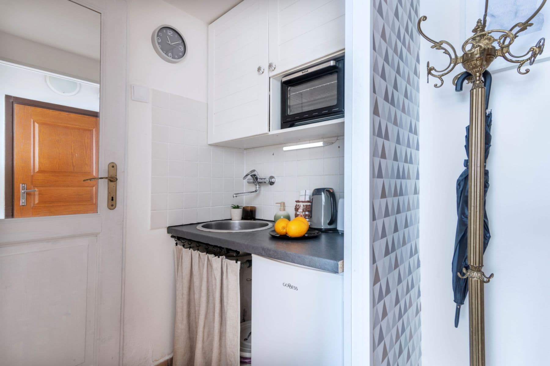 Prenájom bytu 25 m², Truhlářská, Praha, Praha Prenájom bytu 25 m², Truhlářská, Praha, Praha