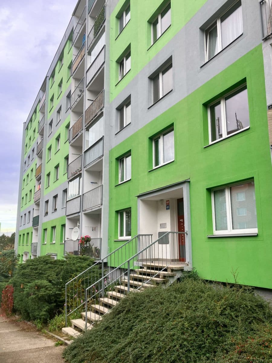 Prenájom bytu 1-izbový 36 m², Nová, Ústí nad Labem, Ústecký kraj Prenájom bytu 1-izbový 36 m², Nová, Ústí nad Labem, Ústecký kraj