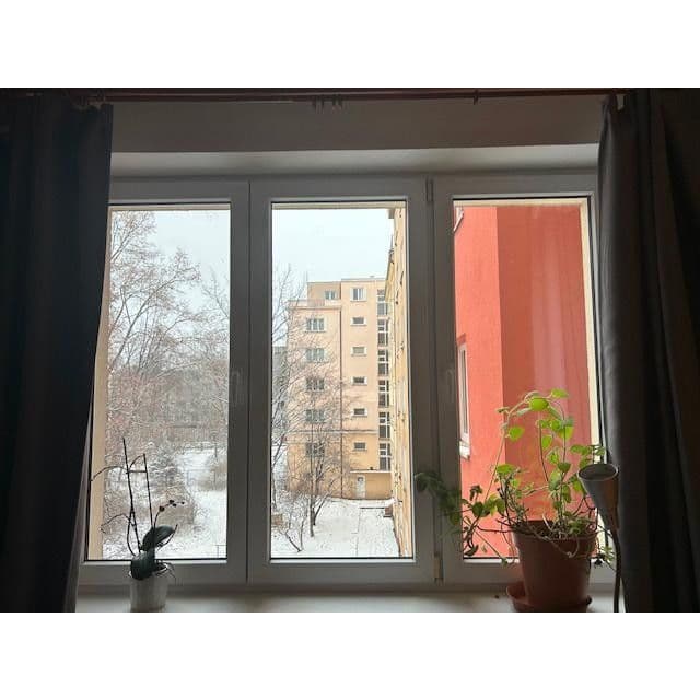 Prenájom bytu 2-izbový 49 m², Viklefova, Praha, Praha Prenájom bytu 2-izbový 49 m², Viklefova, Praha, Praha