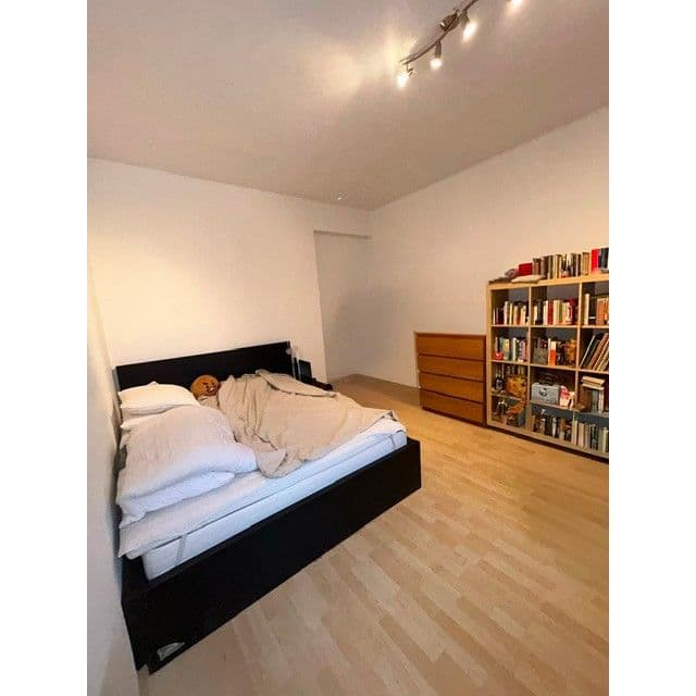 Prenájom bytu 2-izbový 49 m², Viklefova, Praha, Praha Prenájom bytu 2-izbový 49 m², Viklefova, Praha, Praha