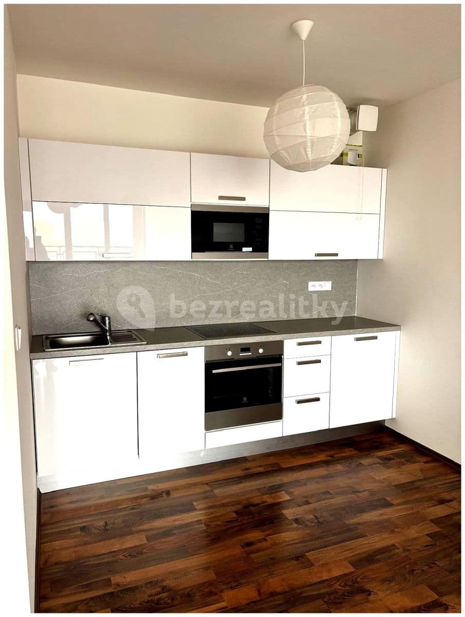 Prenájom bytu 2-izbový 80 m², Kotíkovská, Plzeň, Plzeňský kraj Prenájom bytu 2-izbový 80 m², Kotíkovská, Plzeň, Plzeňský kraj