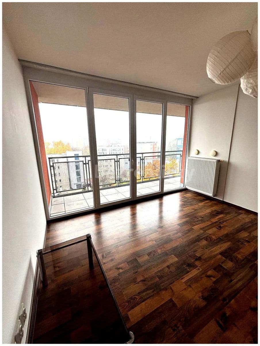 Prenájom bytu 2-izbový 80 m², Kotíkovská, Plzeň, Plzeňský kraj Prenájom bytu 2-izbový 80 m², Kotíkovská, Plzeň, Plzeňský kraj