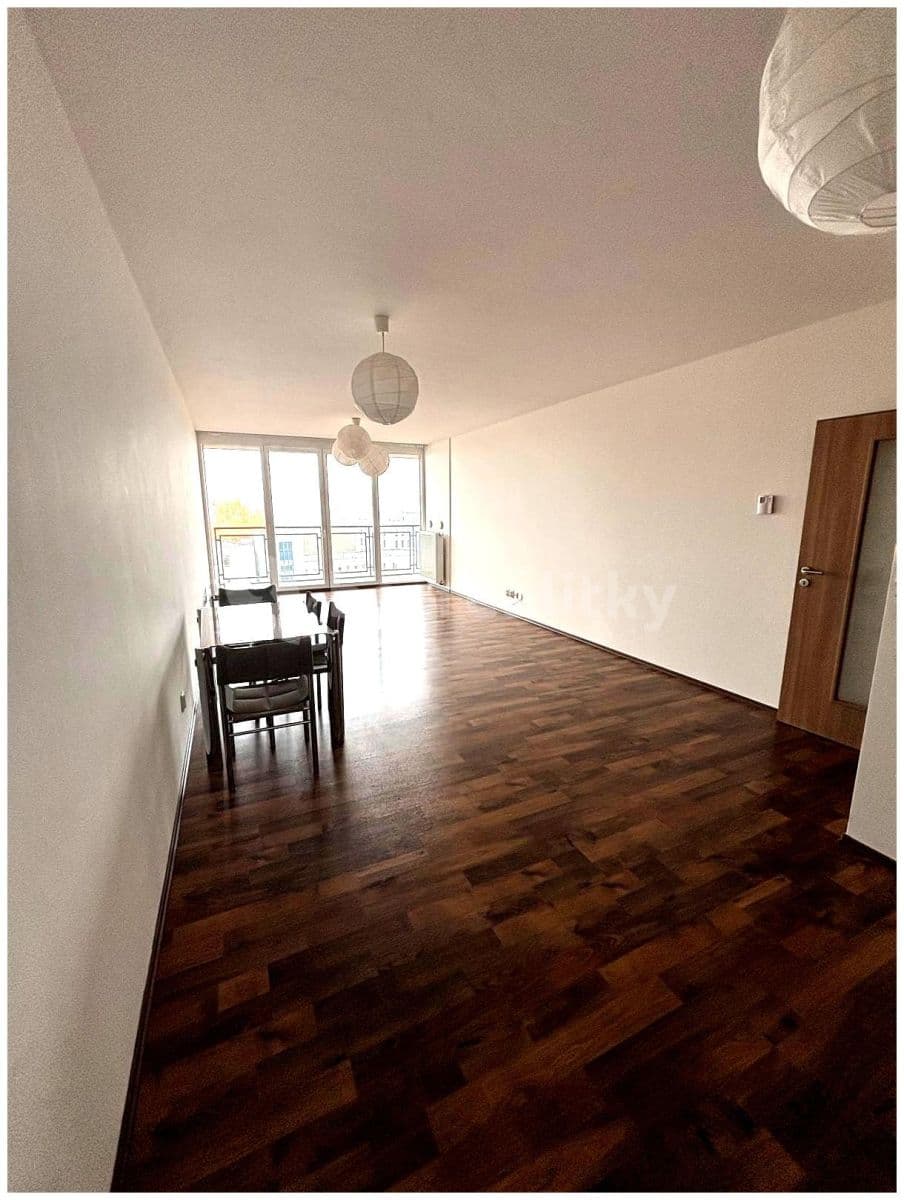 Prenájom bytu 2-izbový 80 m², Kotíkovská, Plzeň, Plzeňský kraj Prenájom bytu 2-izbový 80 m², Kotíkovská, Plzeň, Plzeňský kraj