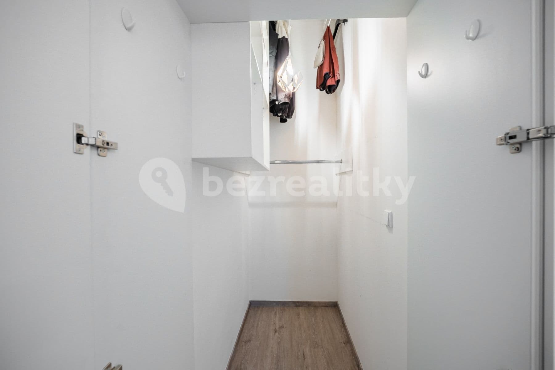 Prenájom bytu 2-izbový 48 m², Plynární, Praha, Praha Prenájom bytu 2-izbový 48 m², Plynární, Praha, Praha