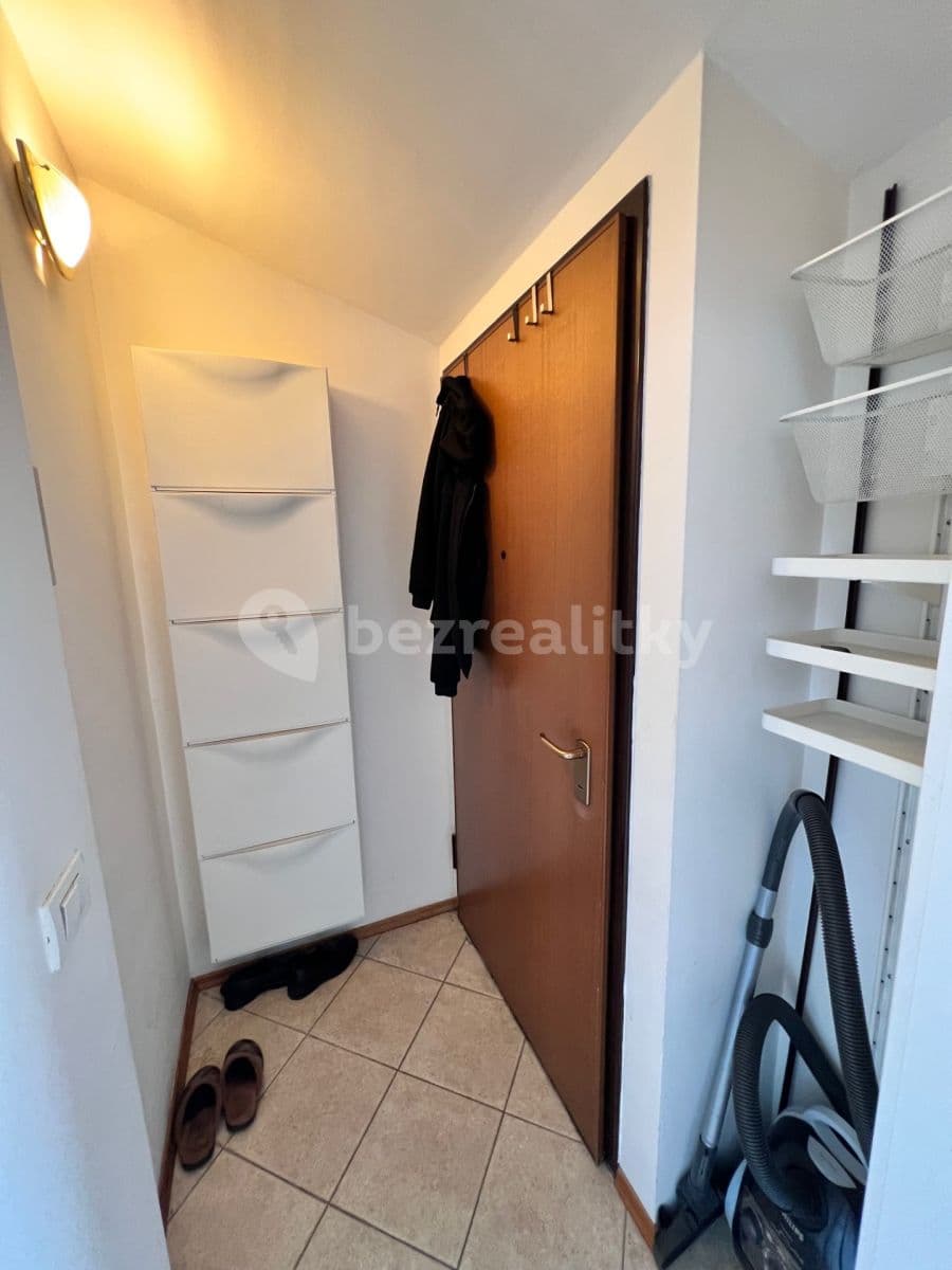 Prenájom bytu 2-izbový 40 m², Na Kozačce, Praha, Praha Prenájom bytu 2-izbový 40 m², Na Kozačce, Praha, Praha