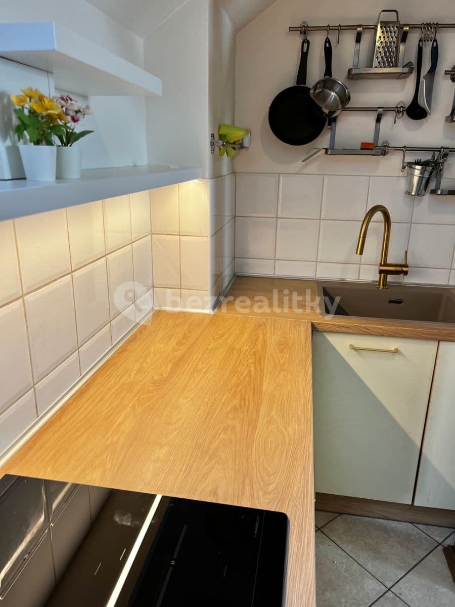 Prenájom bytu 2-izbový 40 m², Na Kozačce, Praha, Praha Prenájom bytu 2-izbový 40 m², Na Kozačce, Praha, Praha