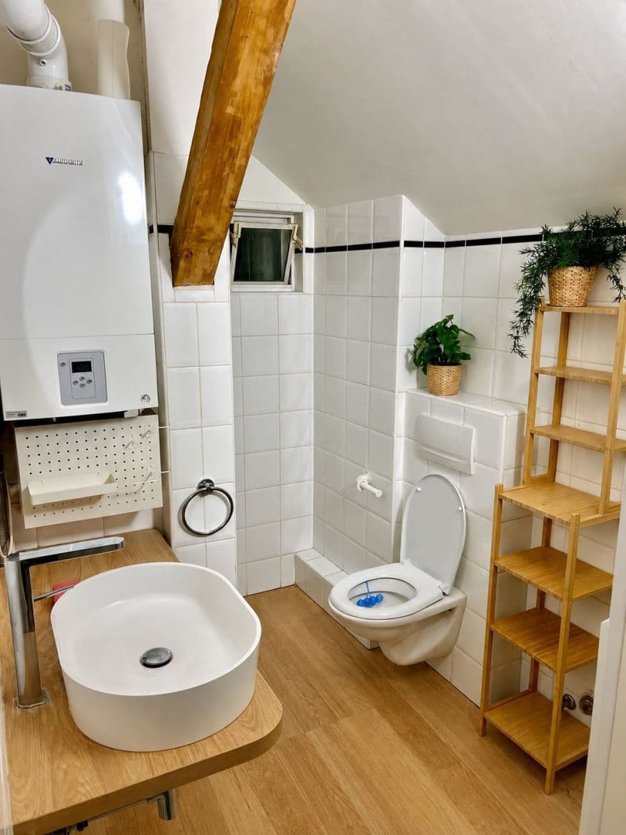 Prenájom bytu 2-izbový 40 m², Na Kozačce, Praha, Praha Prenájom bytu 2-izbový 40 m², Na Kozačce, Praha, Praha