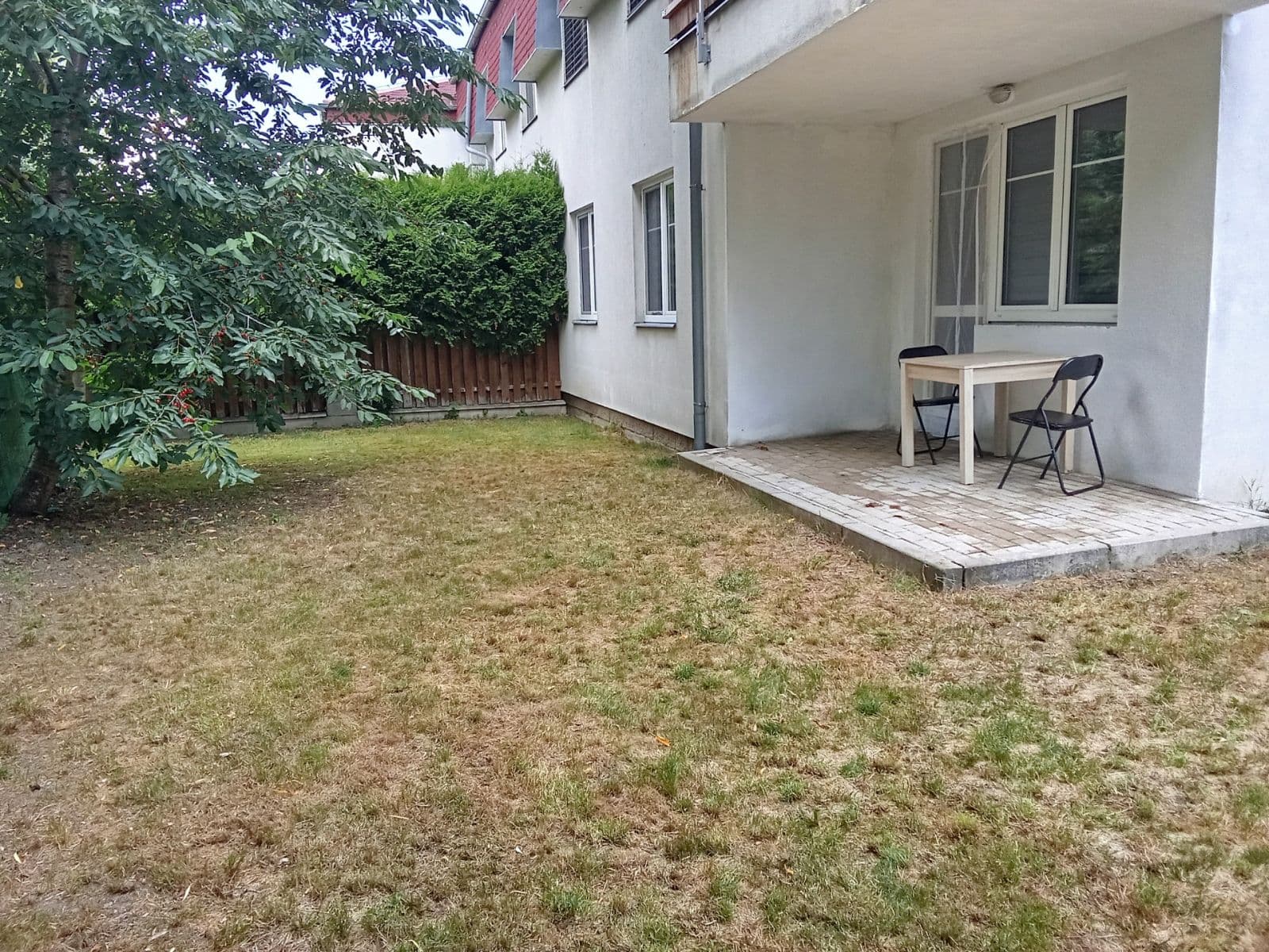 Prenájom bytu 2-izbový 62 m², Chmelová, Vestec, Středočeský kraj Prenájom bytu 2-izbový 62 m², Chmelová, Vestec, Středočeský kraj