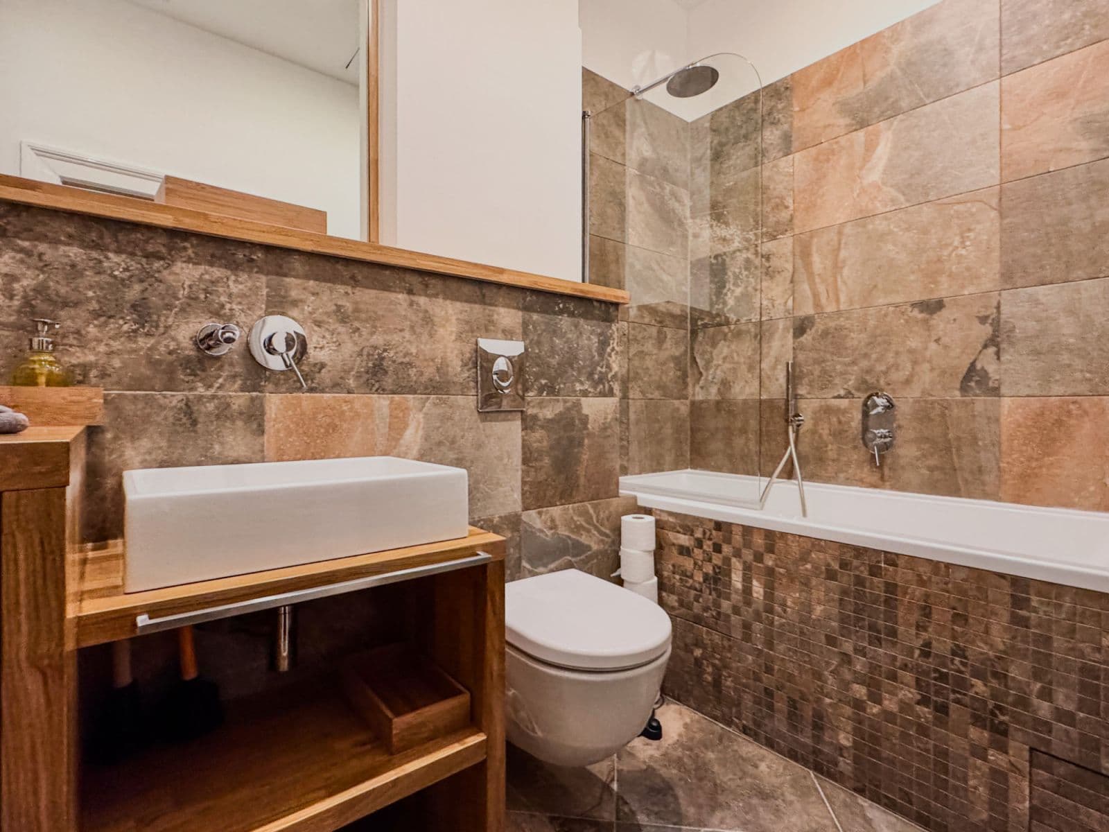 Prenájom bytu 80 m², Masarykovo nábřeží, Praha, Praha Prenájom bytu 80 m², Masarykovo nábřeží, Praha, Praha