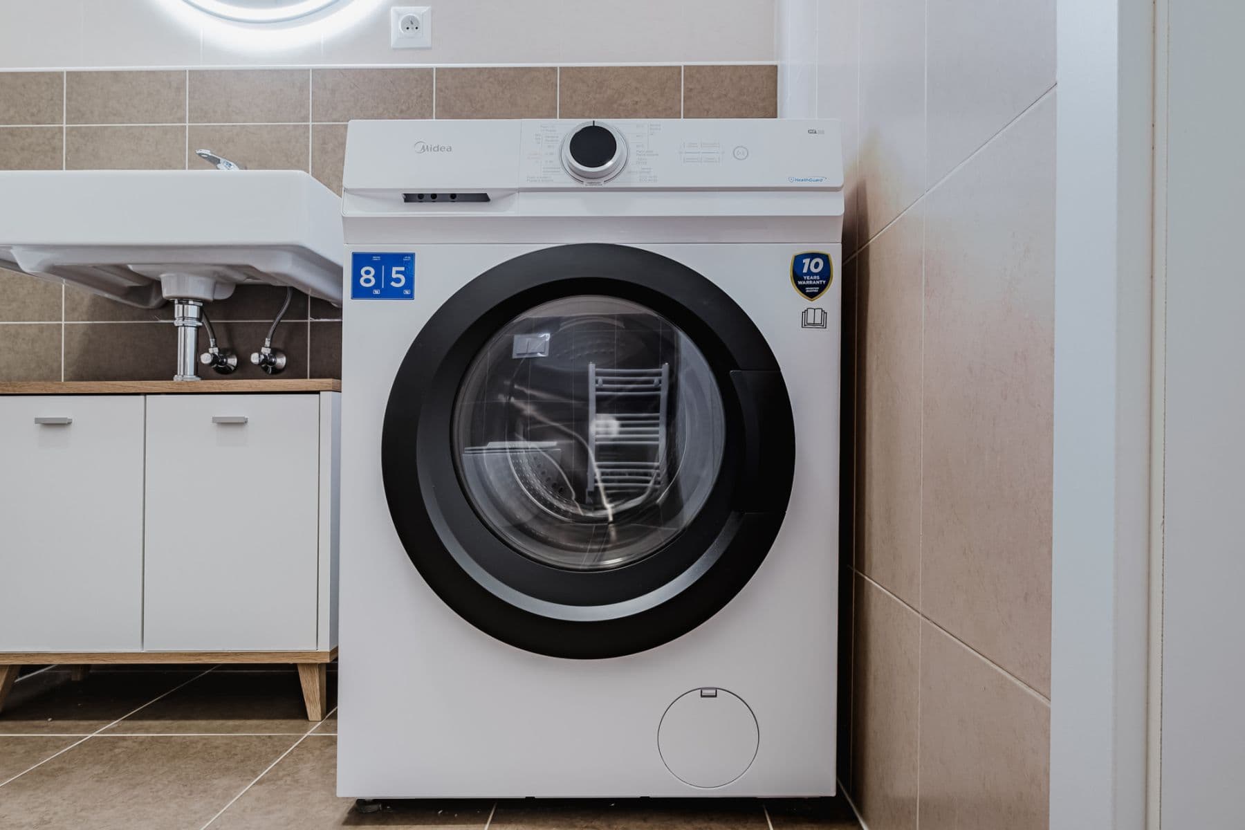 Prenájom bytu 40 m², Olgy Havlové, Praha, Praha Prenájom bytu 40 m², Olgy Havlové, Praha, Praha