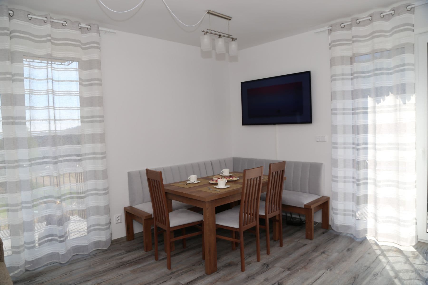 Predaj bytu 2-izbový 63 m², Dolní Morava, Pardubický kraj Predaj bytu 2-izbový 63 m², Dolní Morava, Pardubický kraj