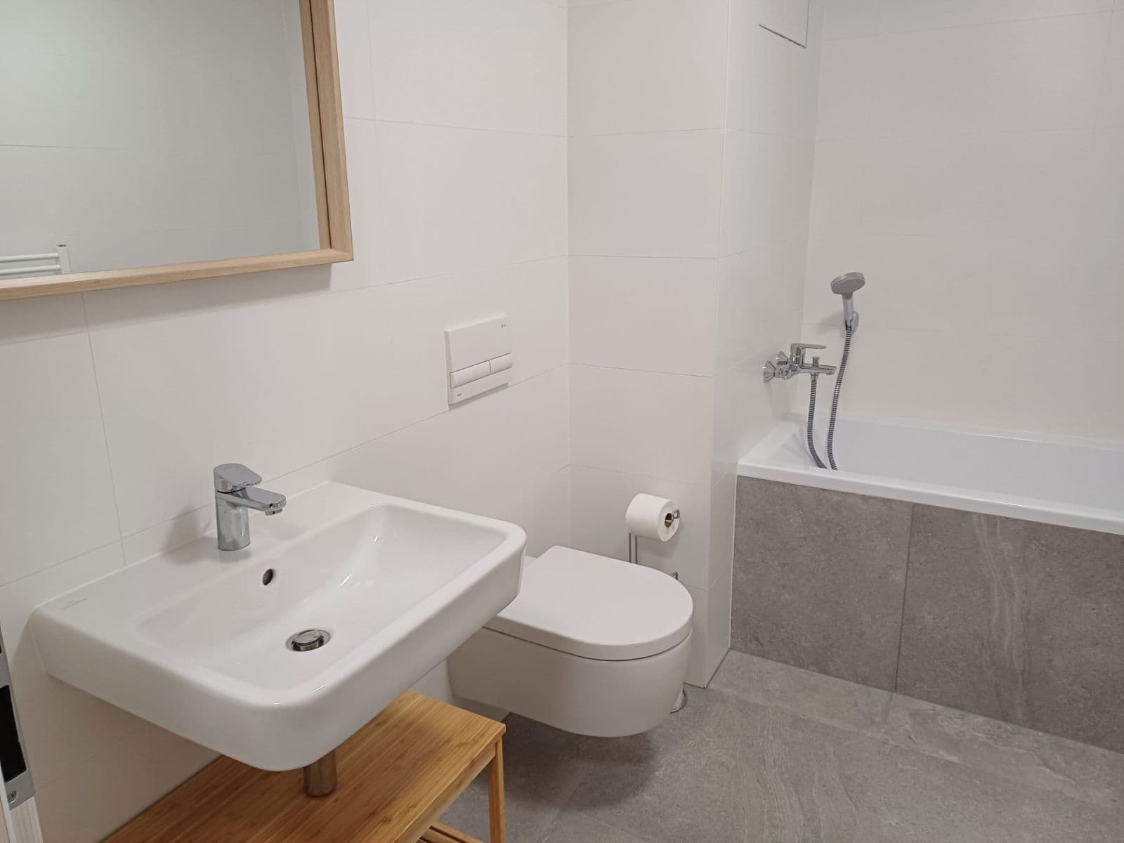 Prenájom bytu 1-izbový 37 m², Trnkova, Brno, Jihomoravský kraj Prenájom bytu 1-izbový 37 m², Trnkova, Brno, Jihomoravský kraj