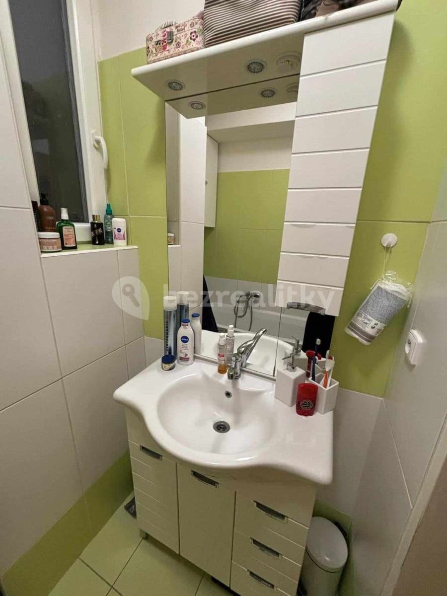 Prenájom bytu 2-izbový 48 m², Olomoucká, Brno, Jihomoravský kraj Prenájom bytu 2-izbový 48 m², Olomoucká, Brno, Jihomoravský kraj