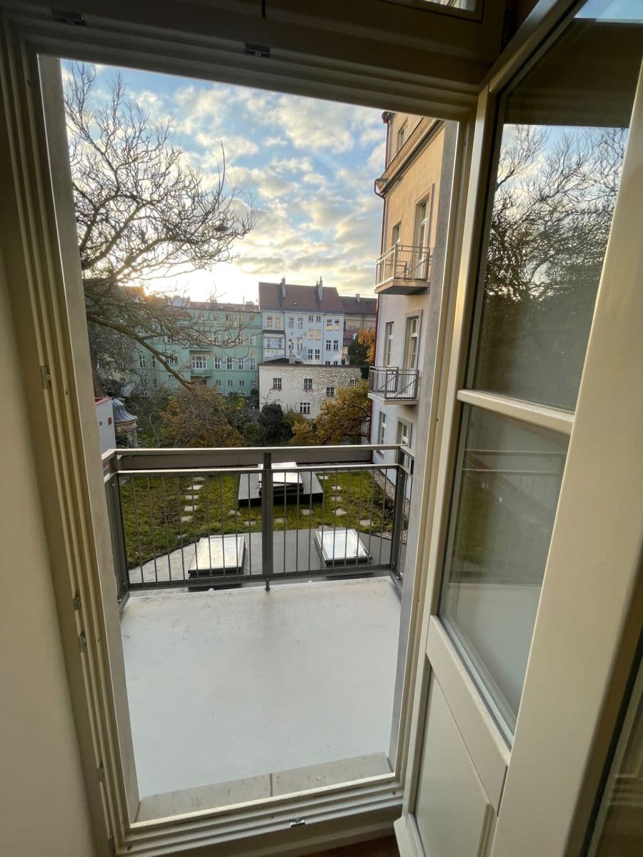 Prenájom bytu 2-izbový 55 m², Peckova, Praha, Praha Prenájom bytu 2-izbový 55 m², Peckova, Praha, Praha