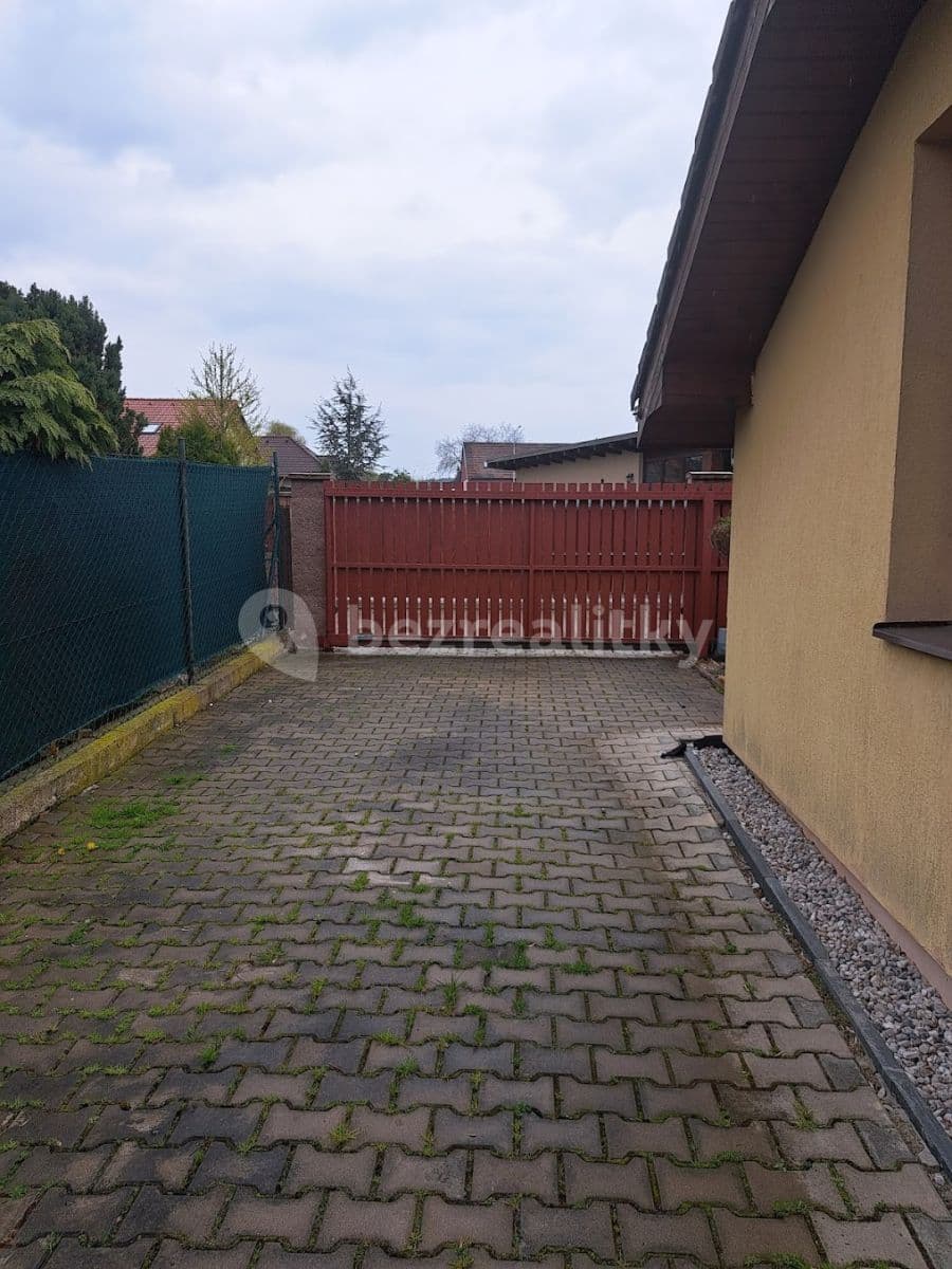 Prenájom domu 130 m², pozemok 697 m², Dlážděná, Postřižín, Středočeský kraj Prenájom domu 130 m², pozemok 697 m², Dlážděná, Postřižín, Středočeský kraj