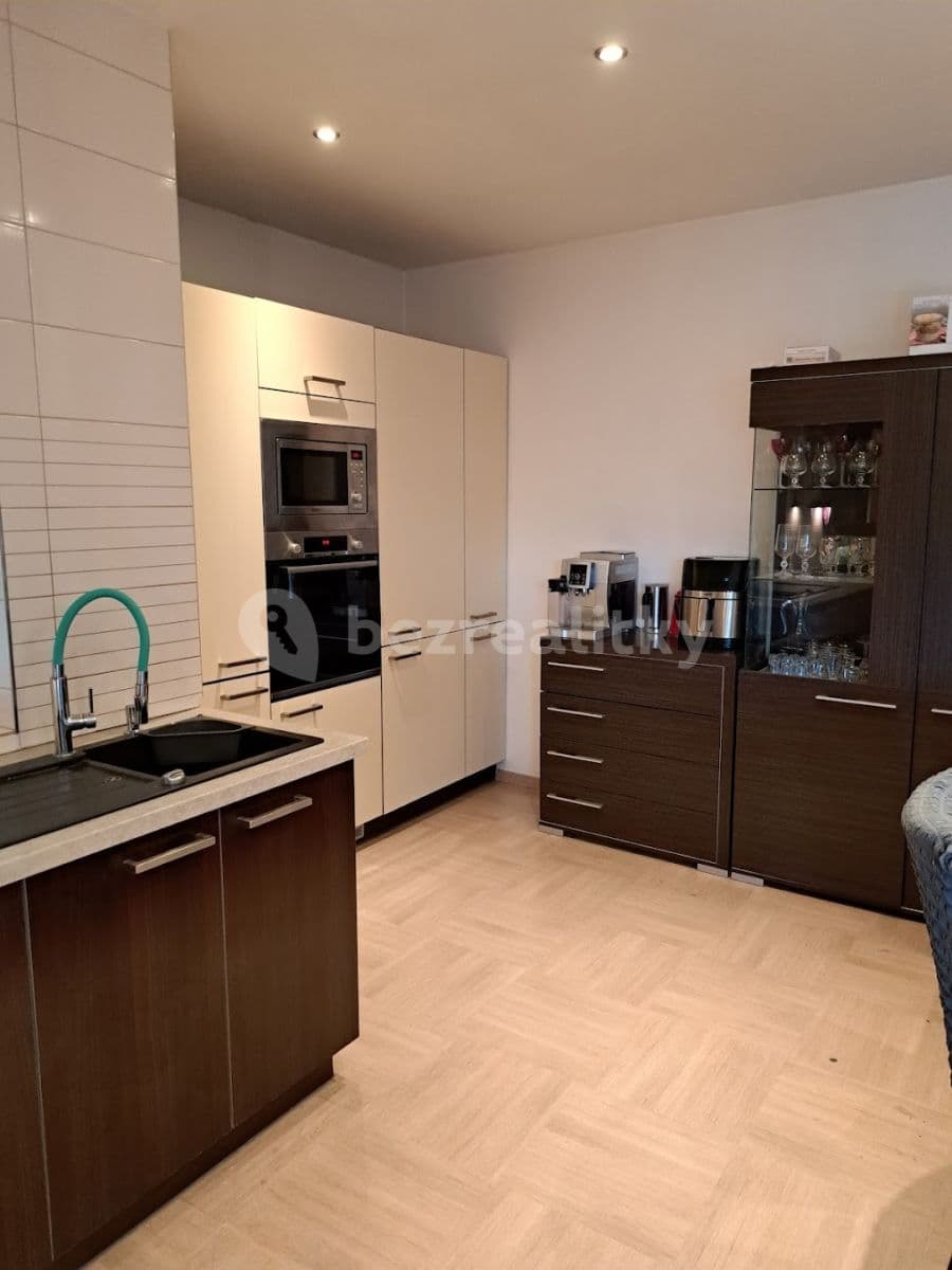 Prenájom domu 130 m², pozemok 697 m², Dlážděná, Postřižín, Středočeský kraj Prenájom domu 130 m², pozemok 697 m², Dlážděná, Postřižín, Středočeský kraj