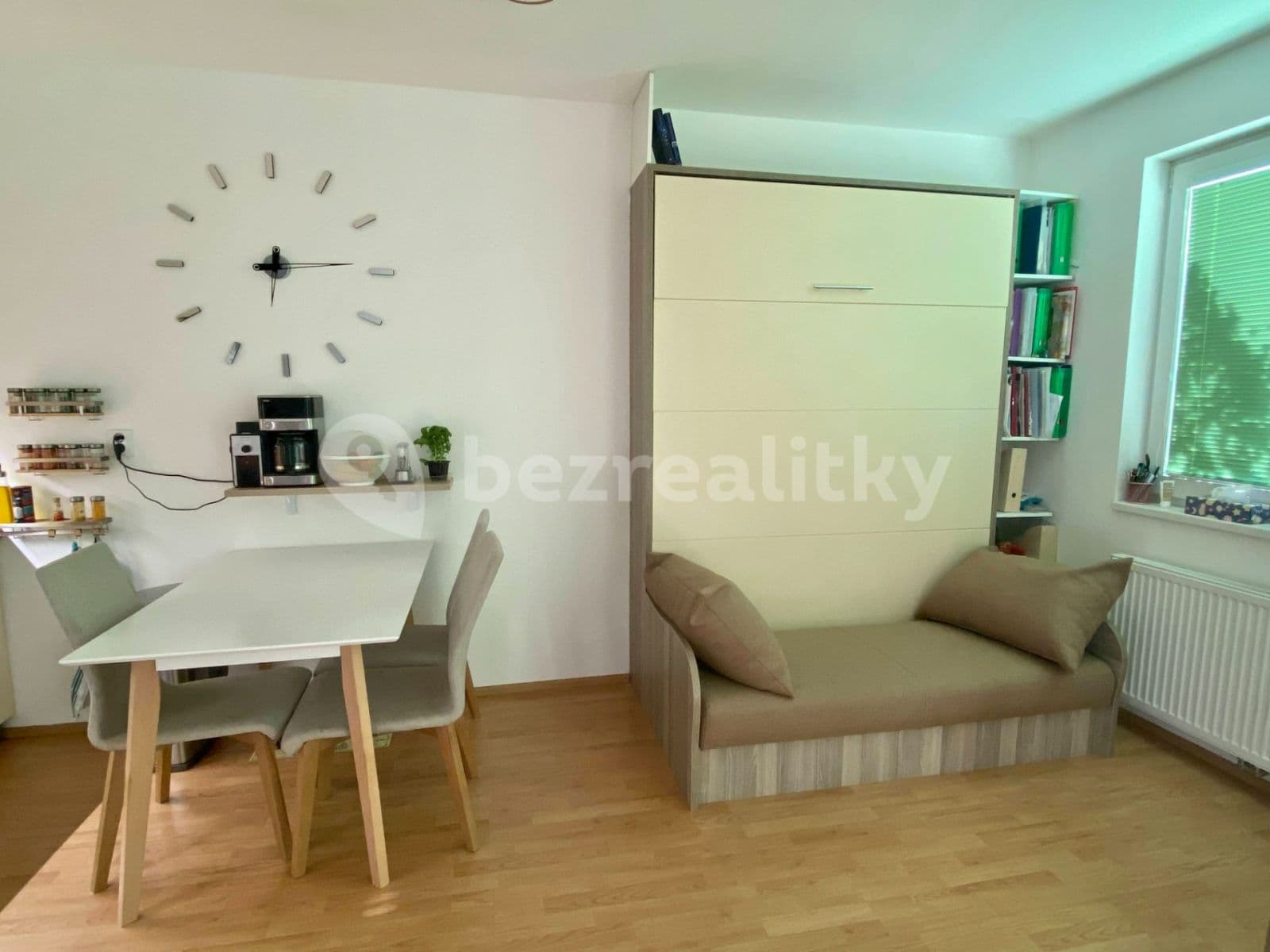 Prenájom bytu 1-izbový 37 m², Fikerova, Praha, Praha Prenájom bytu 1-izbový 37 m², Fikerova, Praha, Praha