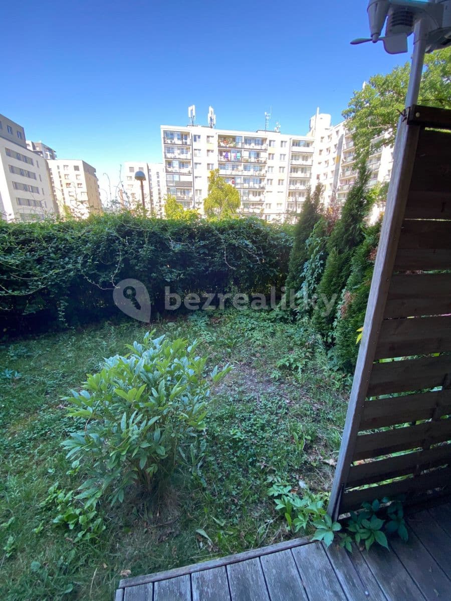 Prenájom bytu 1-izbový 37 m², Fikerova, Praha, Praha Prenájom bytu 1-izbový 37 m², Fikerova, Praha, Praha