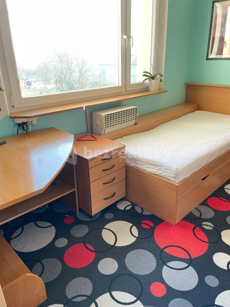 Prenájom bytu 3-izbový 75 m², Nádražní, Hranice, Olomoucký kraj Prenájom bytu 3-izbový 75 m², Nádražní, Hranice, Olomoucký kraj