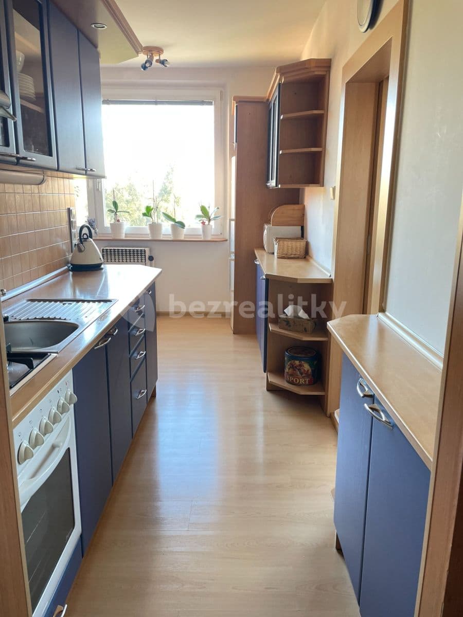 Prenájom bytu 3-izbový 75 m², Nádražní, Hranice, Olomoucký kraj Prenájom bytu 3-izbový 75 m², Nádražní, Hranice, Olomoucký kraj