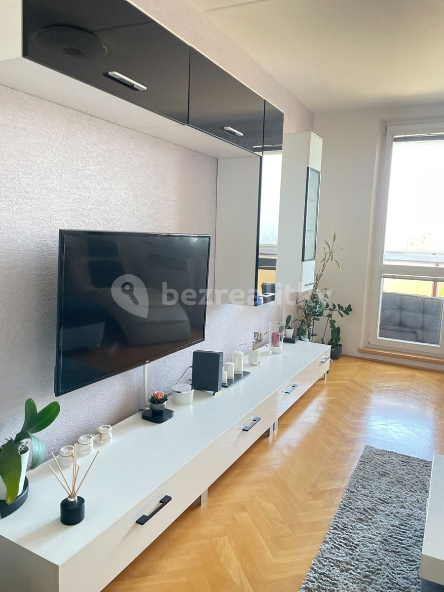 Prenájom bytu 3-izbový 75 m², Nádražní, Hranice, Olomoucký kraj Prenájom bytu 3-izbový 75 m², Nádražní, Hranice, Olomoucký kraj