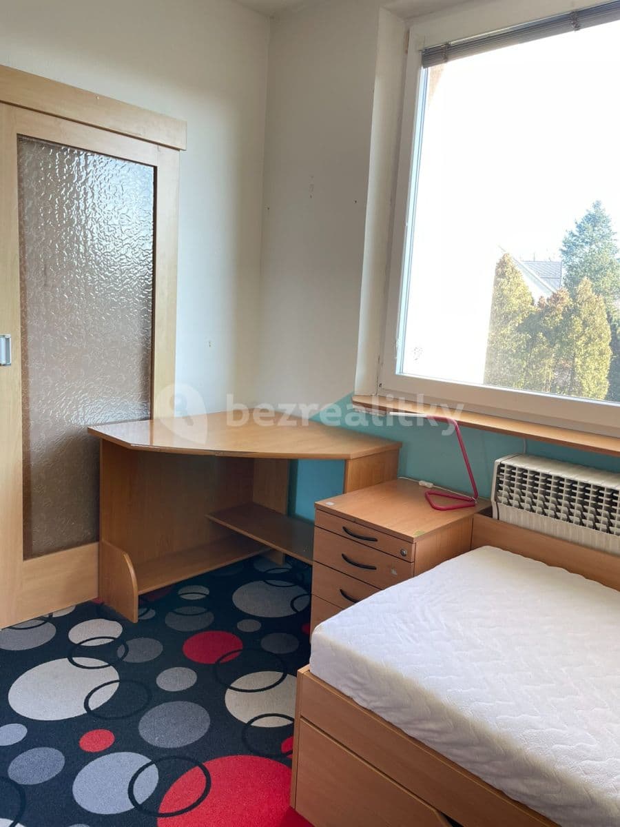 Prenájom bytu 3-izbový 75 m², Nádražní, Hranice, Olomoucký kraj Prenájom bytu 3-izbový 75 m², Nádražní, Hranice, Olomoucký kraj