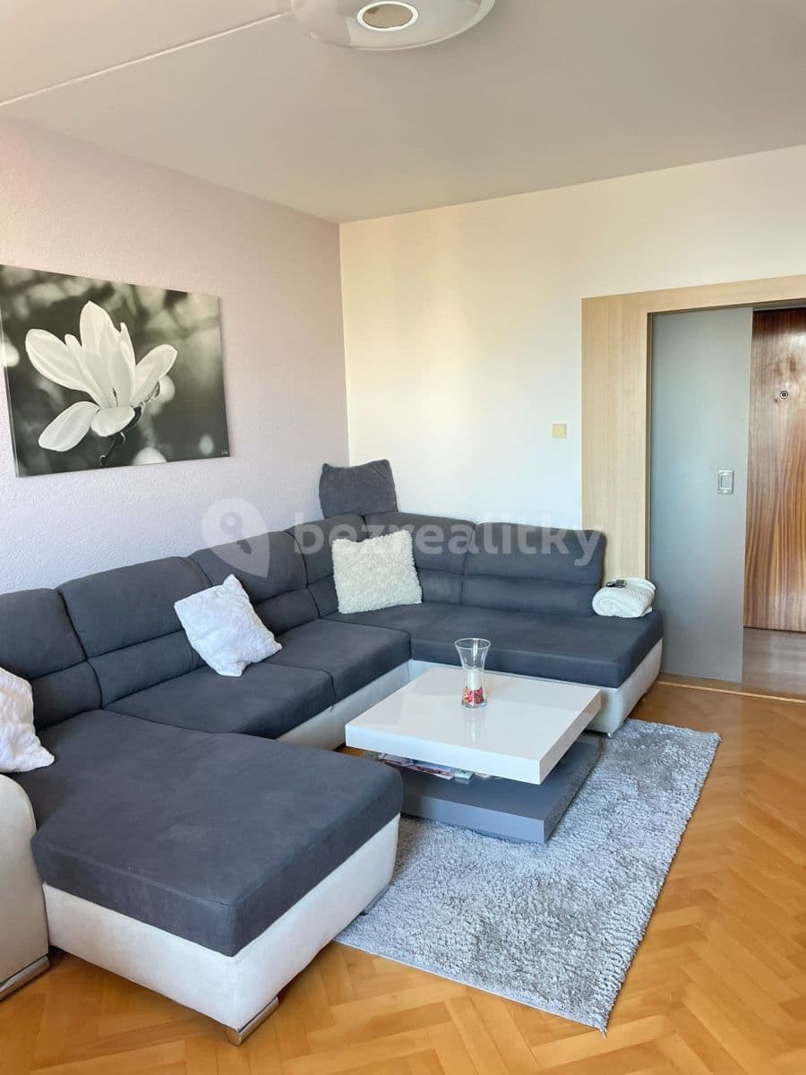 Prenájom bytu 3-izbový 75 m², Nádražní, Hranice, Olomoucký kraj Prenájom bytu 3-izbový 75 m², Nádražní, Hranice, Olomoucký kraj