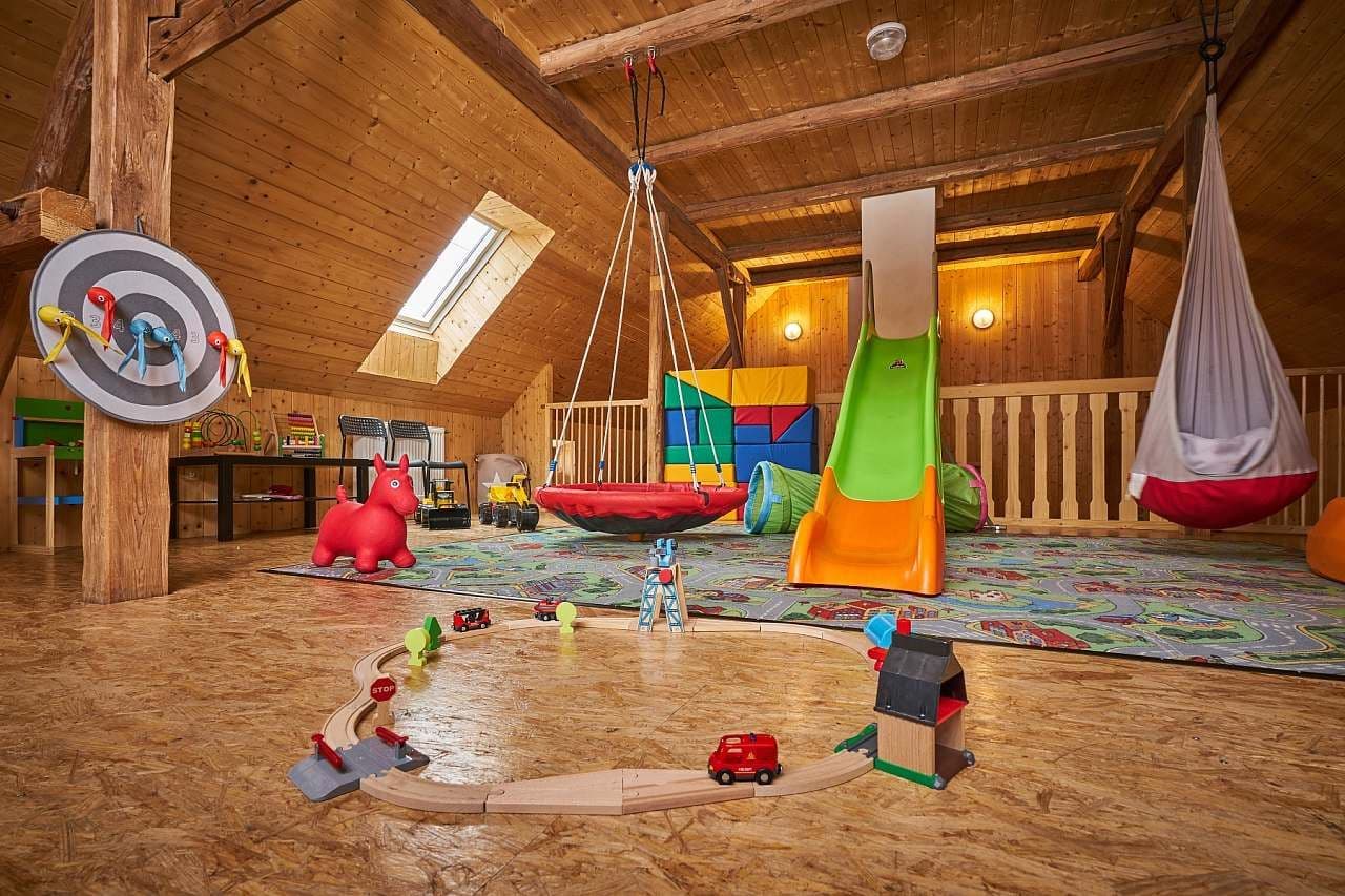 Prenájom rekreačného objektu, Rudník, Královéhradecký kraj Prenájom rekreačného objektu, Rudník, Královéhradecký kraj