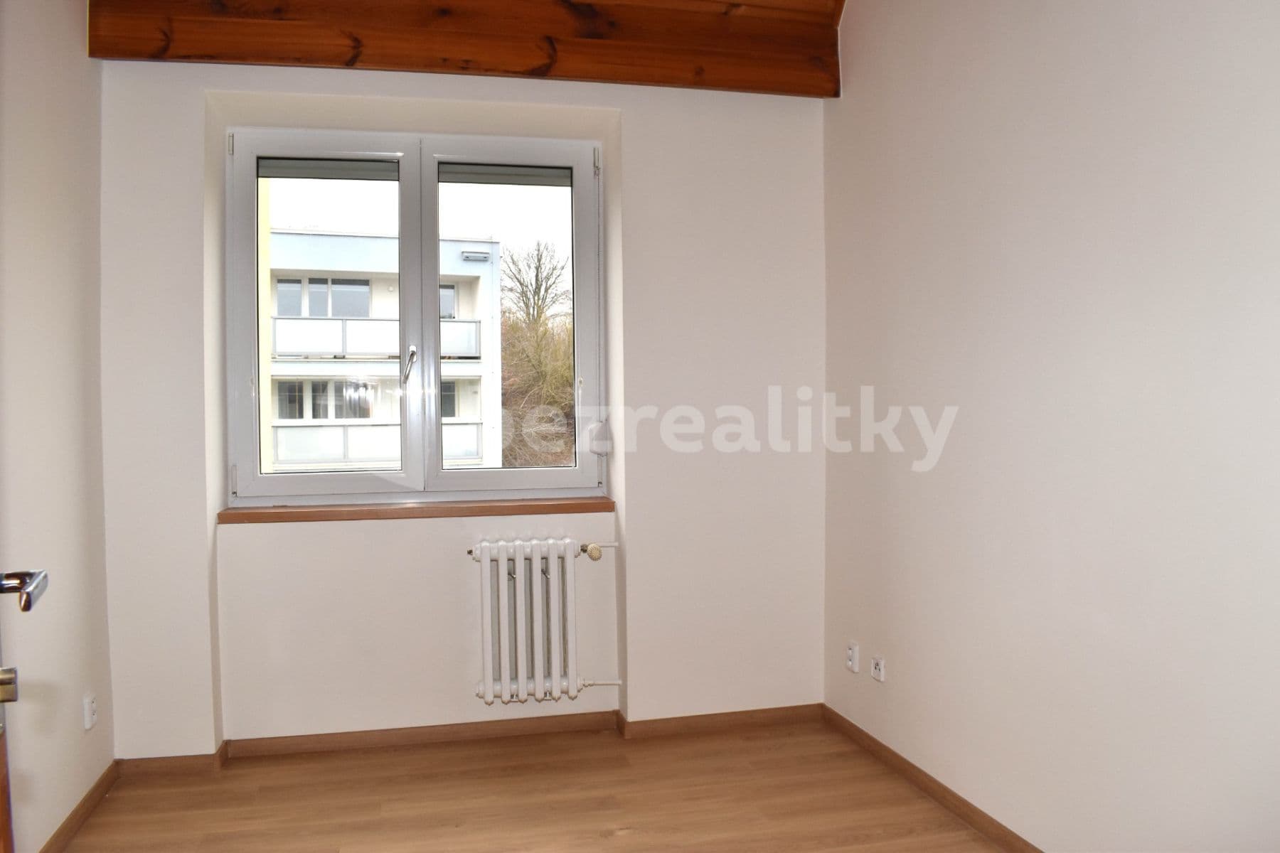 Prenájom bytu 4-izbový 98 m², Kloboukova, Praha, Praha Prenájom bytu 4-izbový 98 m², Kloboukova, Praha, Praha