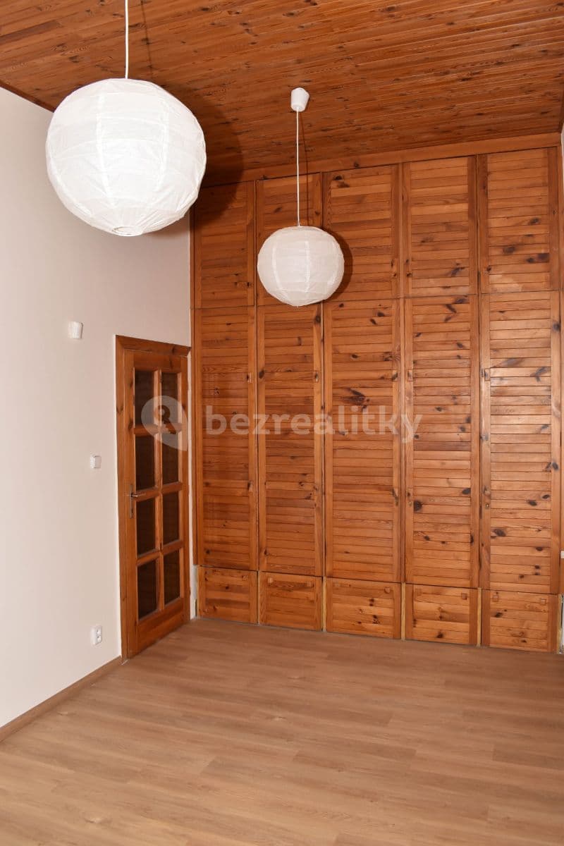 Prenájom bytu 4-izbový 98 m², Kloboukova, Praha, Praha Prenájom bytu 4-izbový 98 m², Kloboukova, Praha, Praha