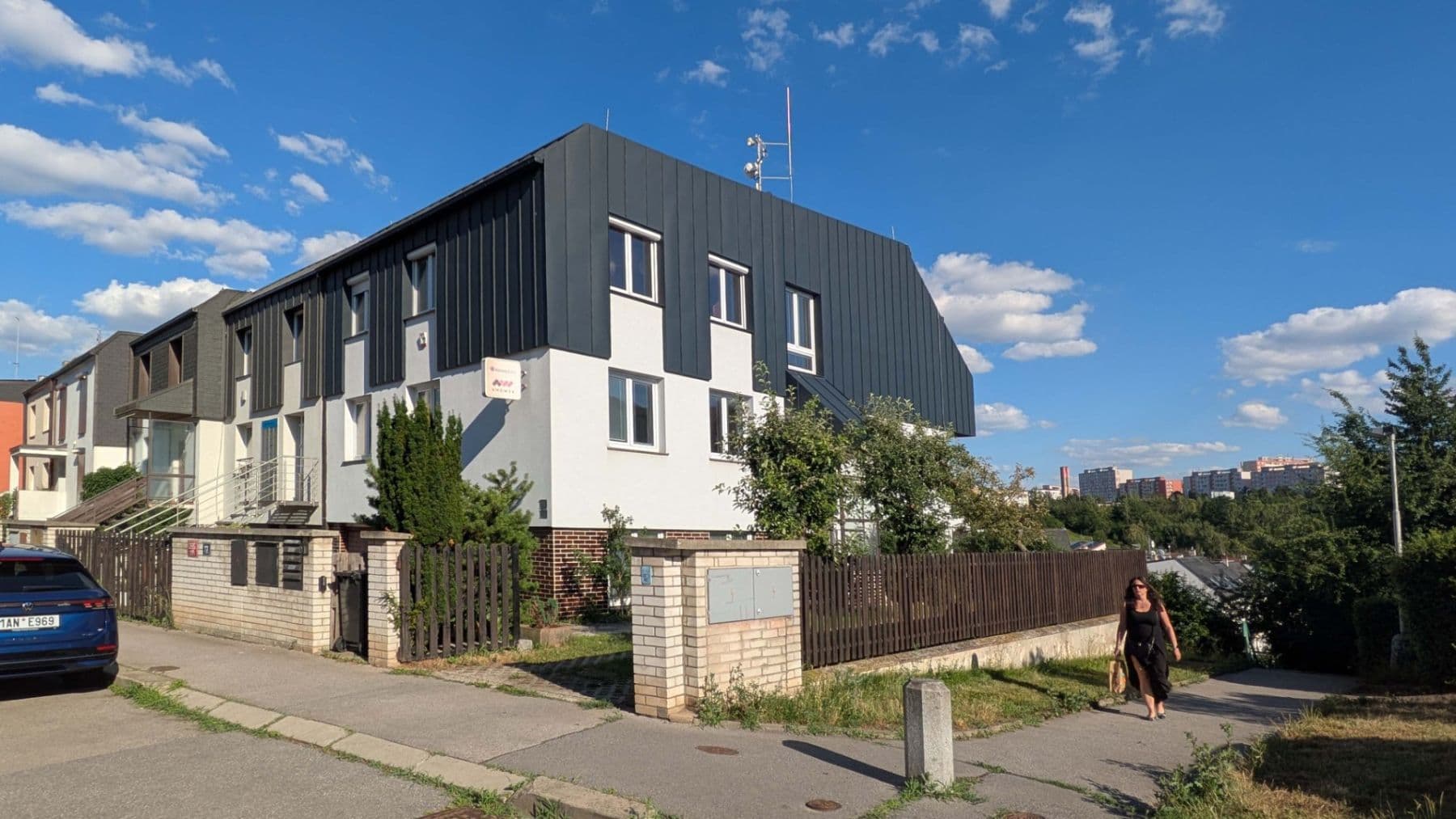 Prenájom bytu 4-izbový 98 m², Kloboukova, Praha, Praha Prenájom bytu 4-izbový 98 m², Kloboukova, Praha, Praha
