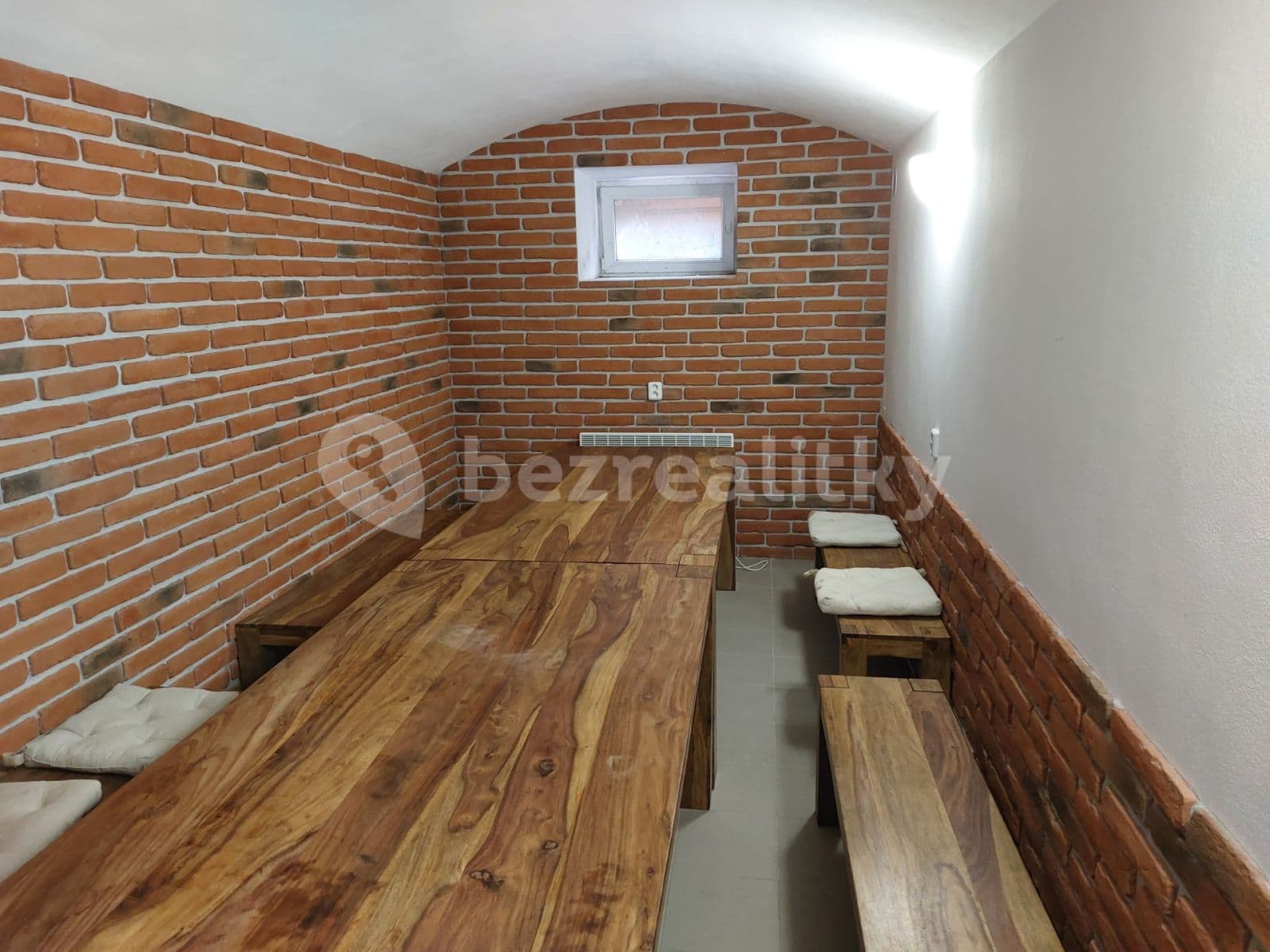 Prenájom bytu 1-izbový 16 m², Křížová, Praha, Praha Prenájom bytu 1-izbový 16 m², Křížová, Praha, Praha
