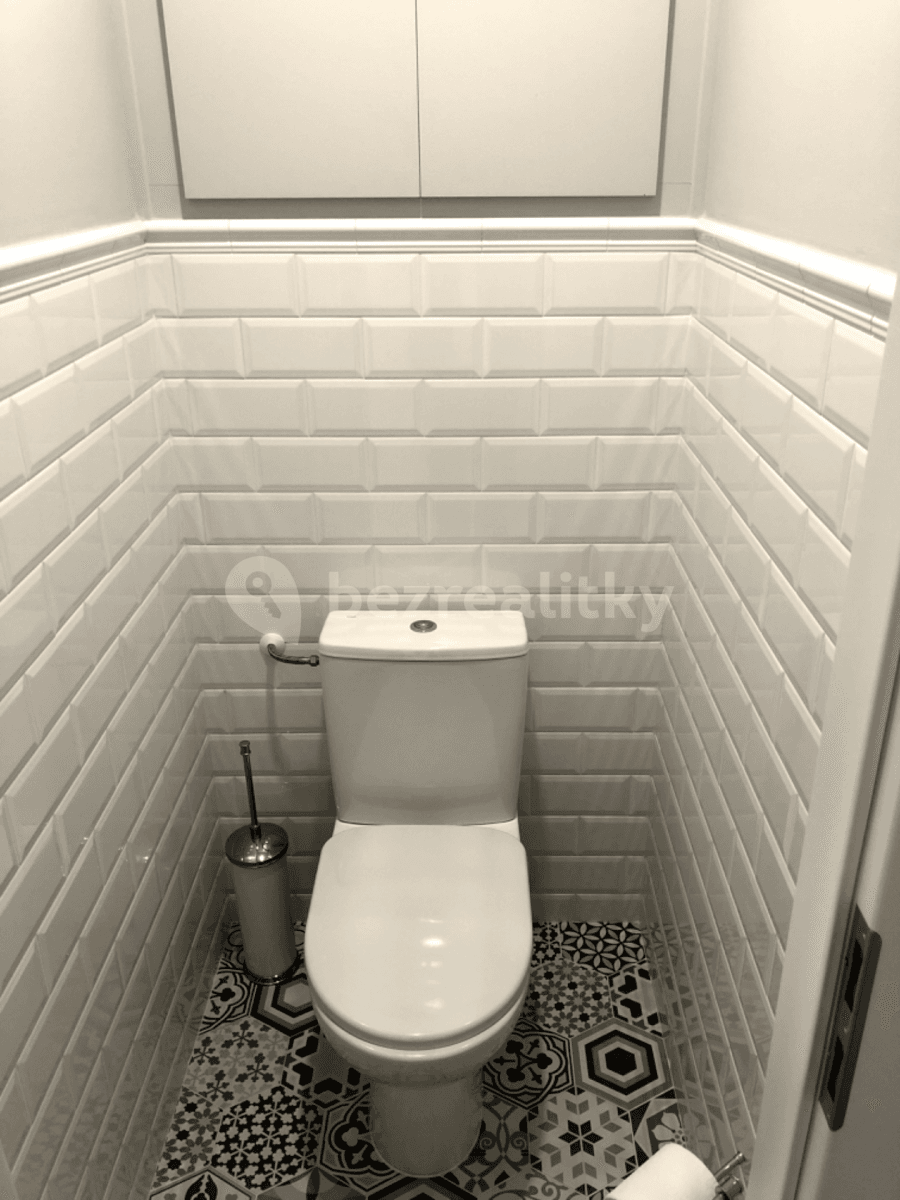 Prenájom bytu 3-izbový 63 m², Valachův žleb, Zlín, Zlínský kraj Prenájom bytu 3-izbový 63 m², Valachův žleb, Zlín, Zlínský kraj
