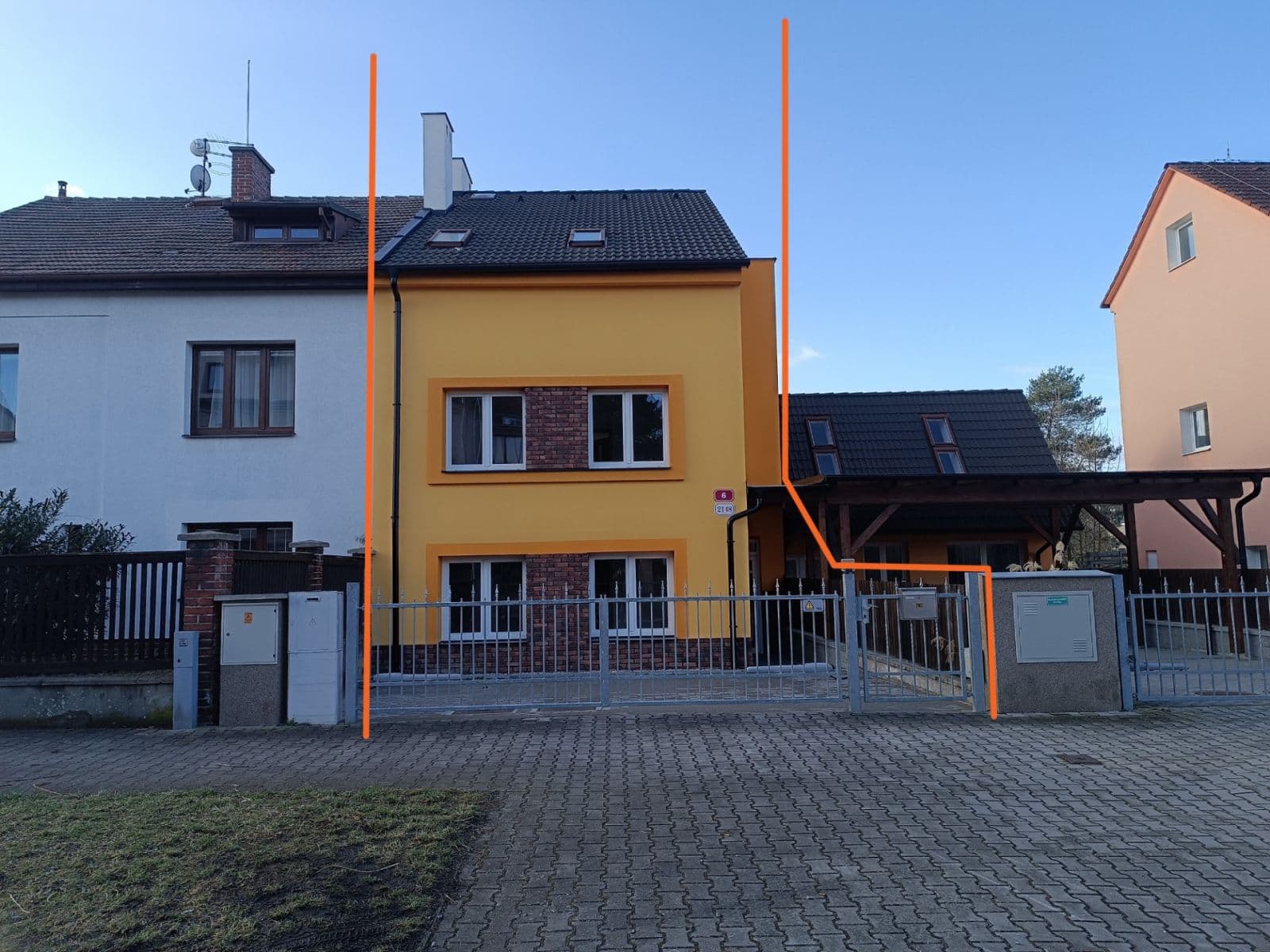 Predaj domu 200 m², pozemek 256 m², Polní, Plzeň, Plzeňský kraj Predaj domu 200 m², pozemek 256 m², Polní, Plzeň, Plzeňský kraj