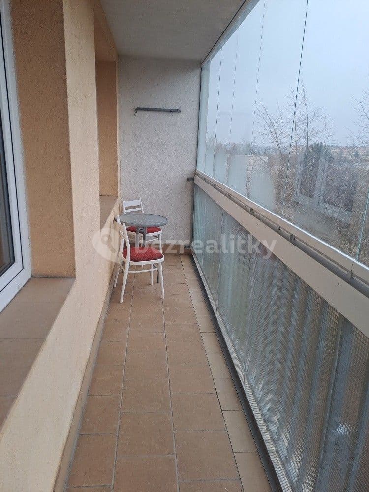 Prenájom bytu 1-izbový 32 m², Varnsdorfská, Praha, Praha Prenájom bytu 1-izbový 32 m², Varnsdorfská, Praha, Praha