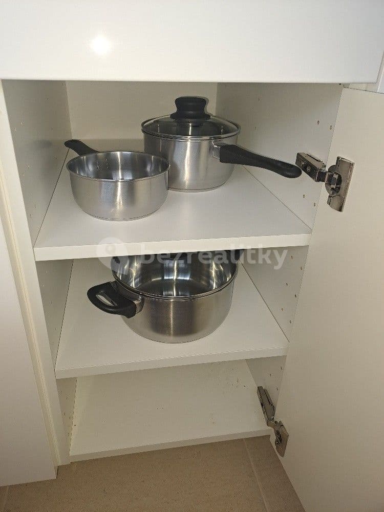 Prenájom bytu 1-izbový 32 m², Varnsdorfská, Praha, Praha Prenájom bytu 1-izbový 32 m², Varnsdorfská, Praha, Praha