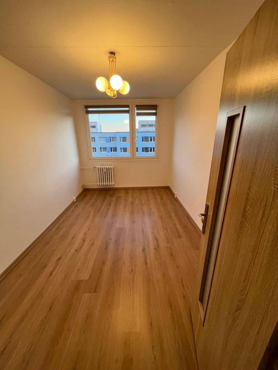 Prenájom bytu 2-izbový 41 m², Mnichovická, Praha, Praha Prenájom bytu 2-izbový 41 m², Mnichovická, Praha, Praha