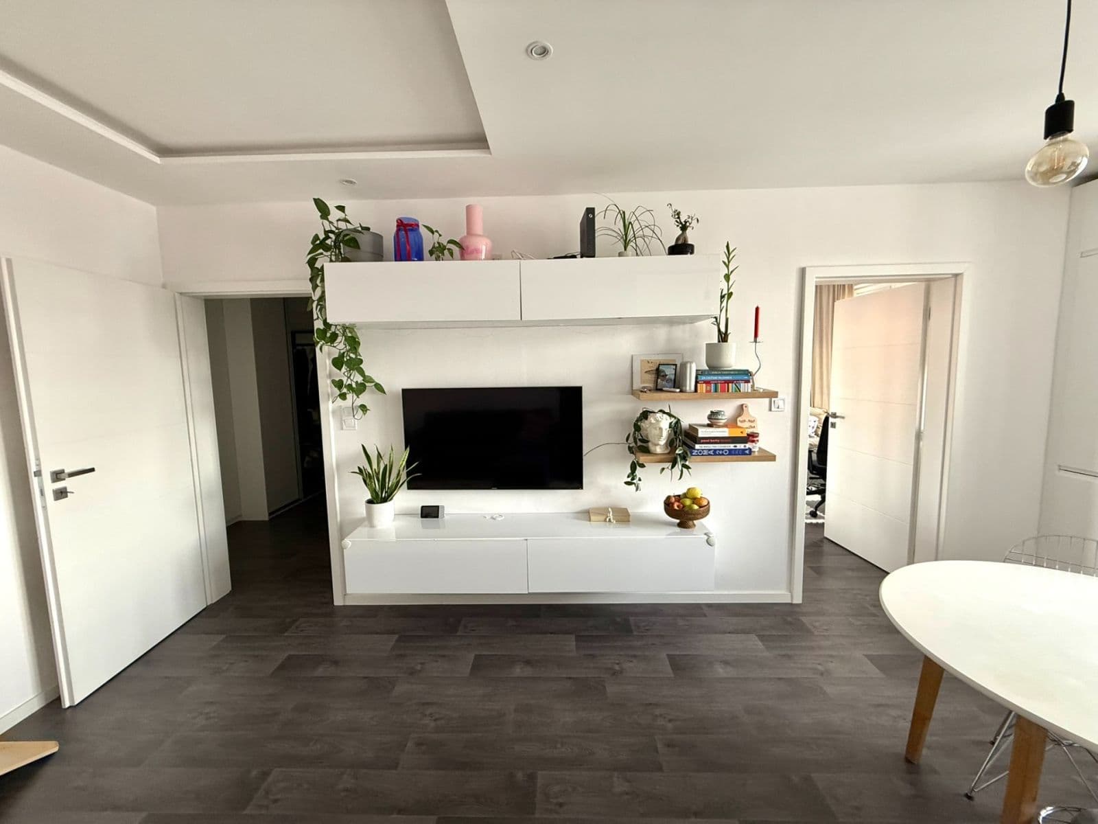 Prenájom bytu 3-izbový 66 m², Ruzyňská, Praha, Praha Prenájom bytu 3-izbový 66 m², Ruzyňská, Praha, Praha