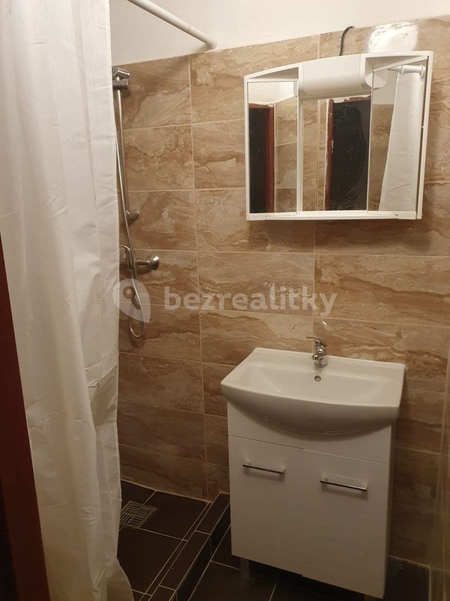 Prenájom bytu 1-izbový 44 m², Nad Malým mýtem, Praha, Praha Prenájom bytu 1-izbový 44 m², Nad Malým mýtem, Praha, Praha