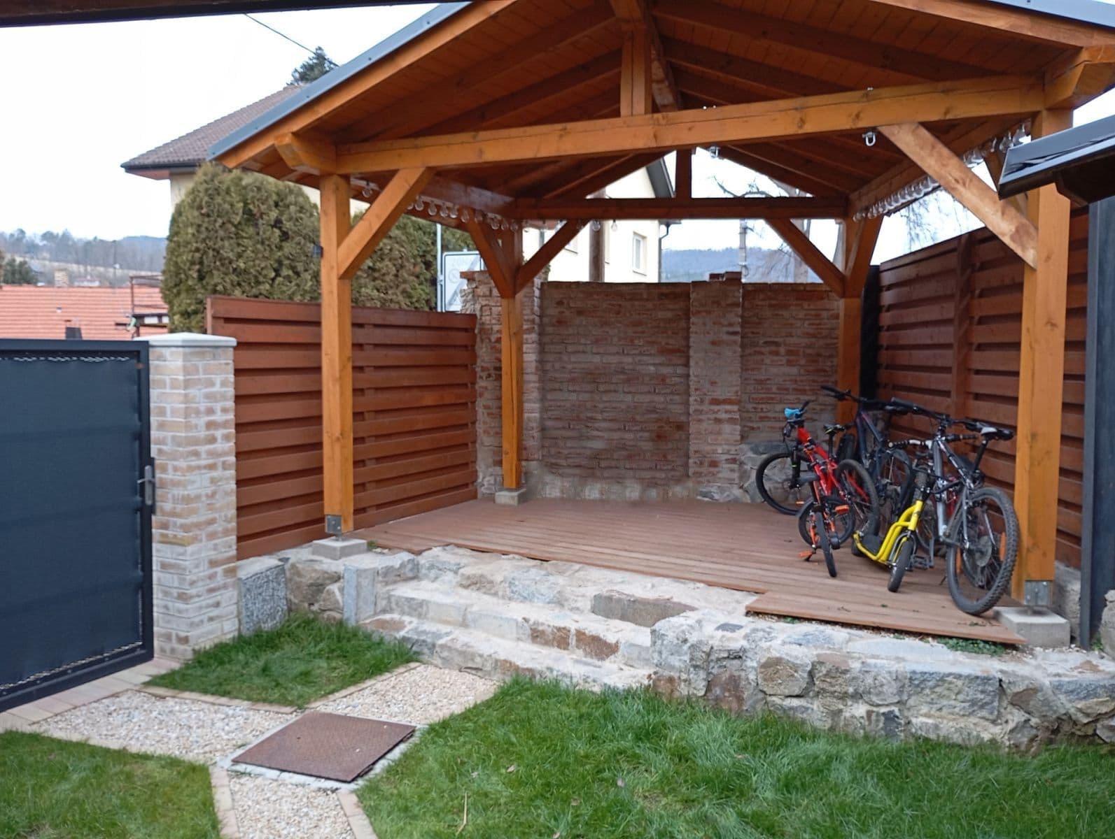 Predaj domu 79 m², pozemek 65 m², Krhanice, Středočeský kraj Predaj domu 79 m², pozemek 65 m², Krhanice, Středočeský kraj