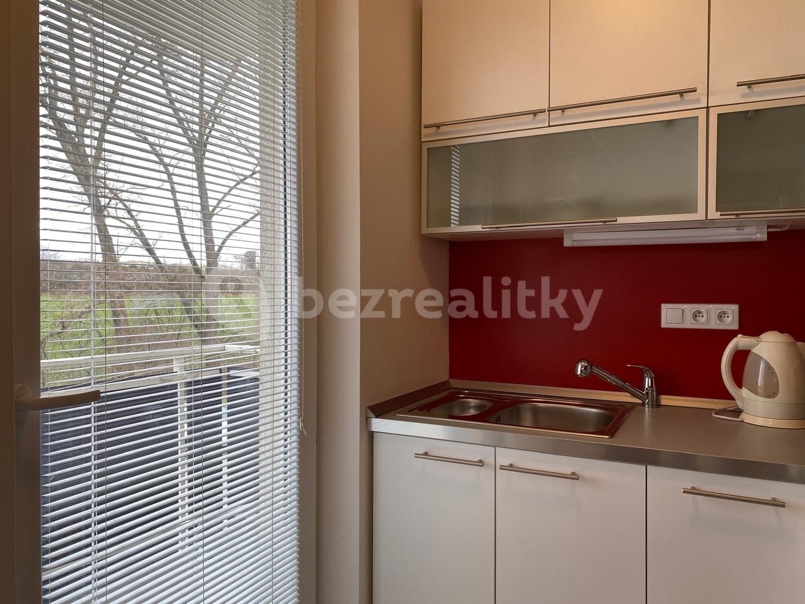 Prenájom bytu 1-izbový 38 m², V Osikách, Praha, Praha Prenájom bytu 1-izbový 38 m², V Osikách, Praha, Praha
